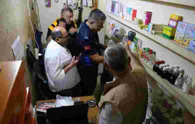 Ayakkabıcı Görünümlü Suriye Eczanesi!