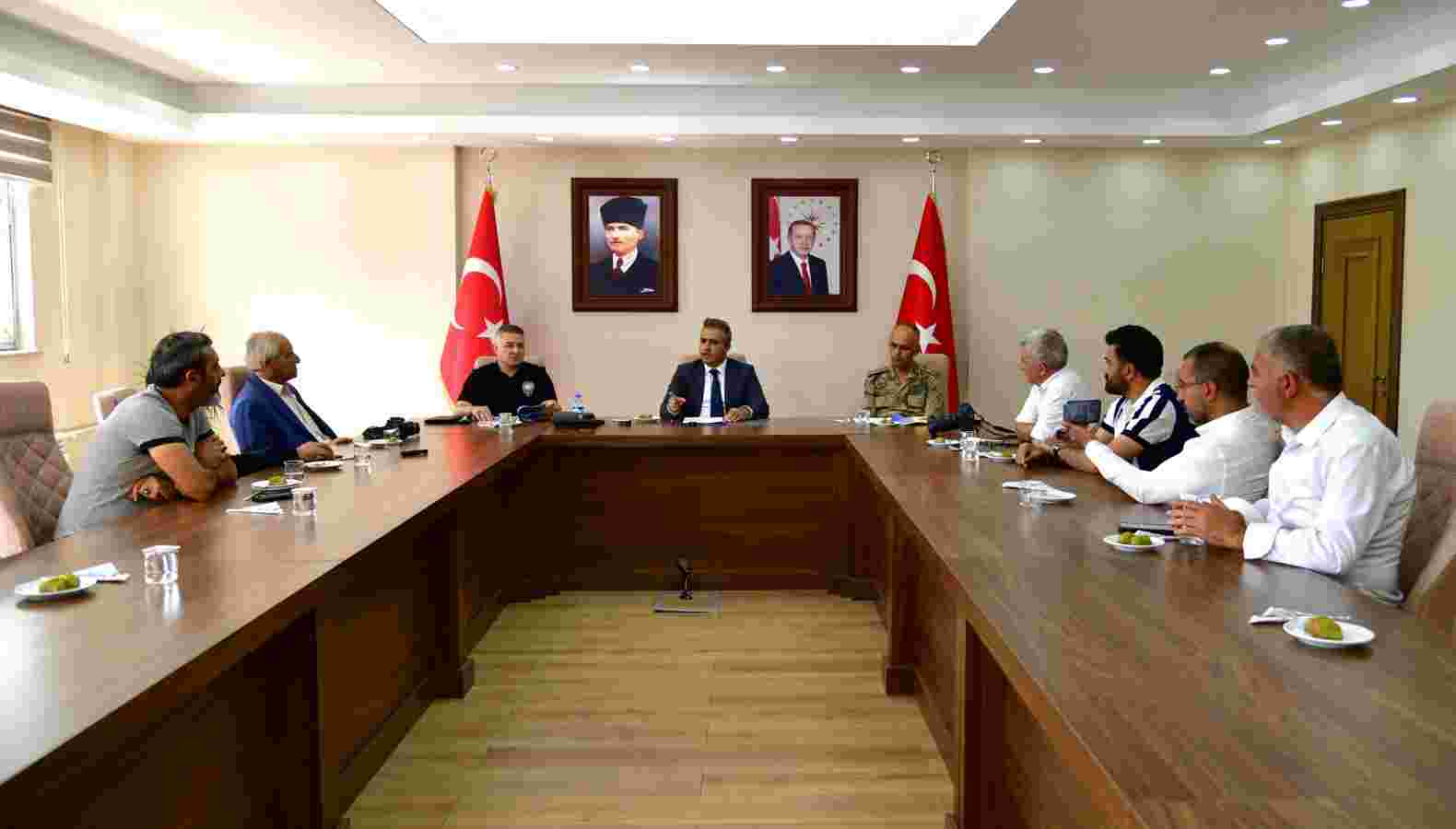 Ardahan’da büyük operasyon; 886 kişi yakalandı