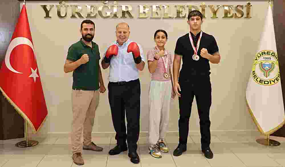 Demirçalı: “Gençlerimizin her zaman yanındayız”