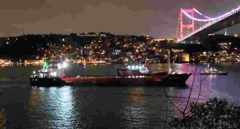 İstanbul Boğazı’nda alarm; geçişler durduruldu