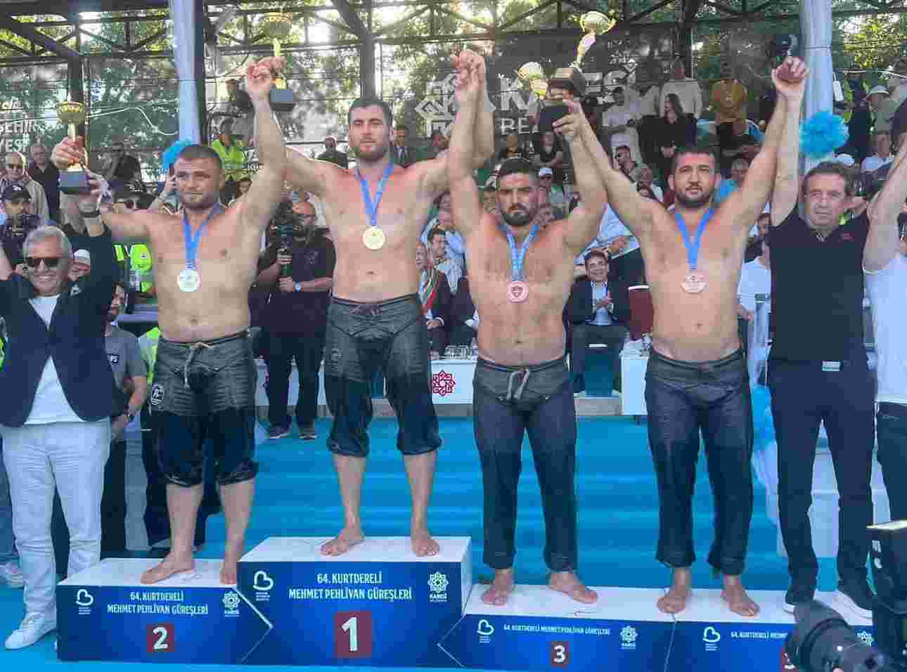 Kemer Belediye pehlivanı 3’üncü oldu
