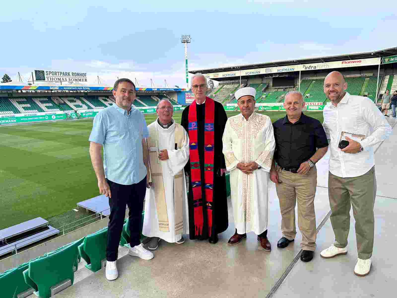 Fürth’te futbol sezonu dualarla açıldı
