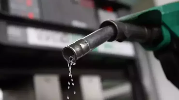 Akaryakıta yeni zam: Motorin bazı şehirlerde 80 lira sınırını aştı