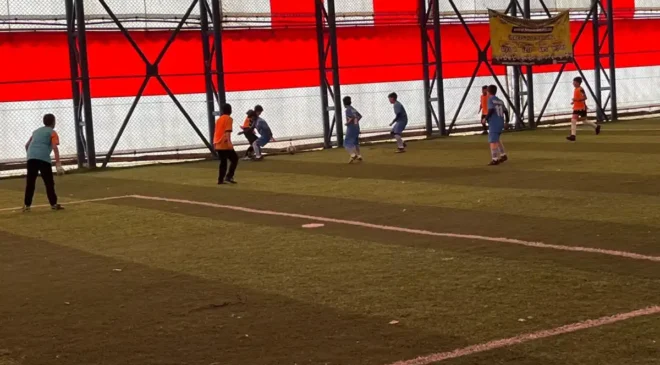 Ağrı’da “Maarifin Kalbinde Çocuk” etkinlikleri kapsamında Minikler Futbol Turnuvası başladı