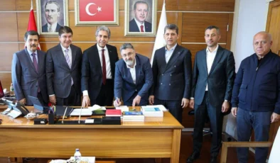 AK Parti'ye katılan Kumbul'dan ilk açıklama geldi