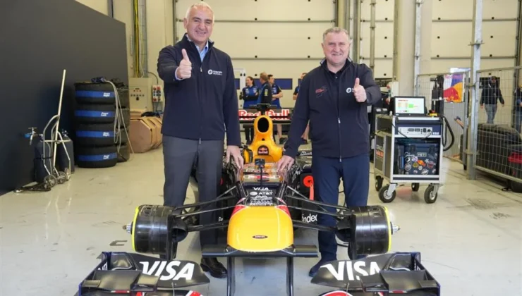 Bakan Ersoy, Formula 1 Sürecine İlişkin Detayları Paylaştı