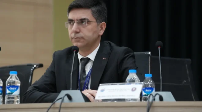 Erzurum'da "Vakanın Zirvesi Ulusal Tıp Kongresi" gerçekleştirildi.