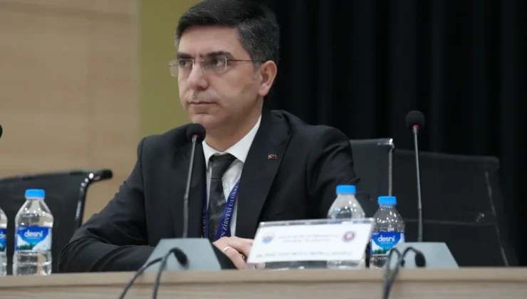 Erzurum'da "Vakanın Zirvesi Ulusal Tıp Kongresi" gerçekleştirildi.