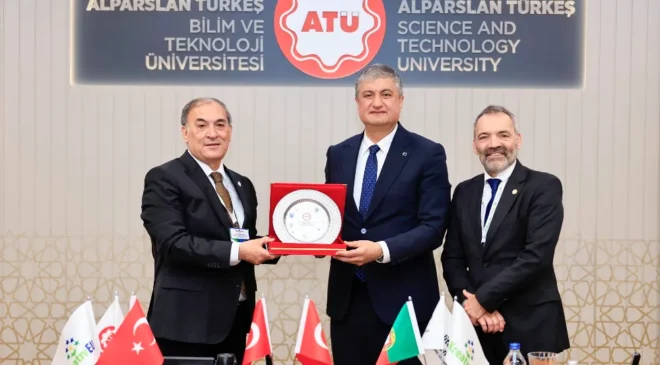 Çiftetelli Eşliğinde Akademik Dayanışma