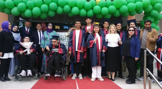 Engelliler bu sergide takdir topladı