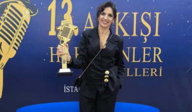 İş kadını Helin Akyıl’a “Yılın İş Kadını” ödülü verildi