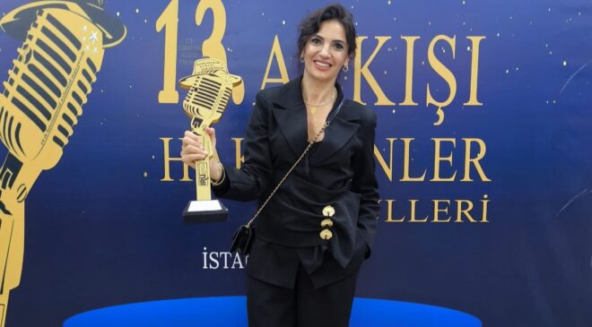 İş kadını Helin Akyıl’a “Yılın İş Kadını” ödülü verildi