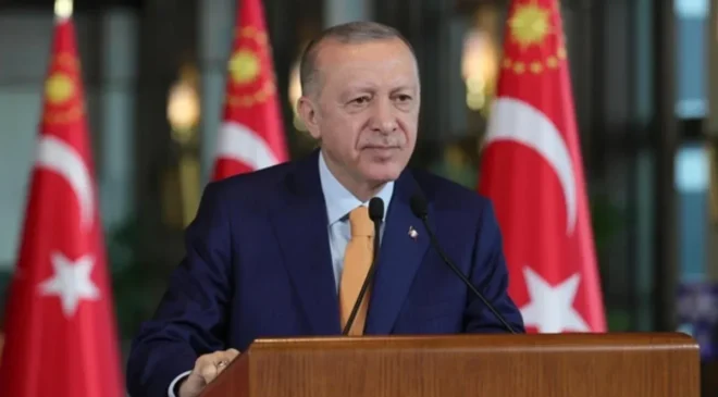 Cumhurbaşkanı Erdoğan bayram namazını Büyük Çamlıca Camii’nde kıldı