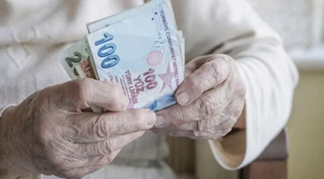Emeklilerin Bayram ikramiyesi ödemeleri bugün başladı