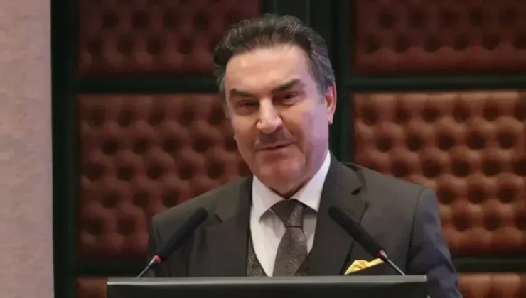 Prof. Dr. Zakir Avşar: "CHP’den istifa edenler dava satıcısı mı?"