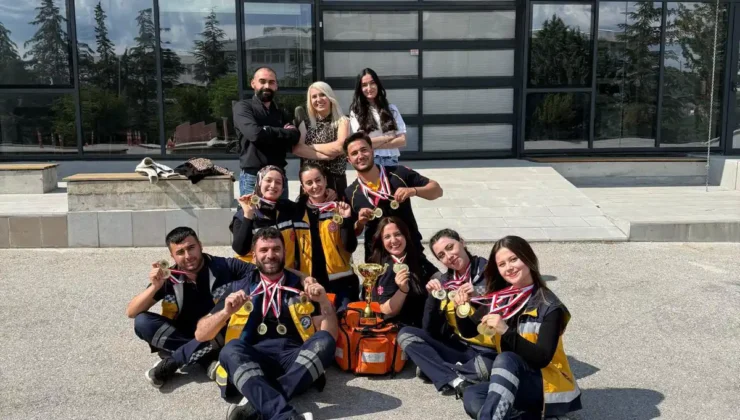 11. Türkiye Sağlık Travma Rallisini Giresun Ekibi Kazandı