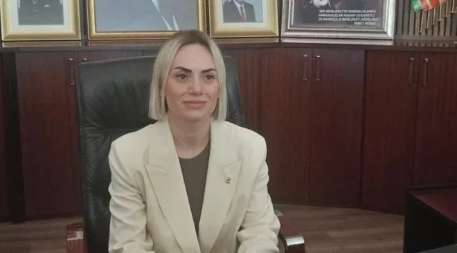 Akçakoca Belediye Meclisi Alev Ünal’ı “Başkan Vekili” olarak seçti